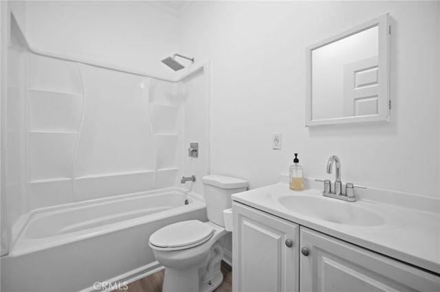 1345 W 51st Place, Los Angeles, CA 90037