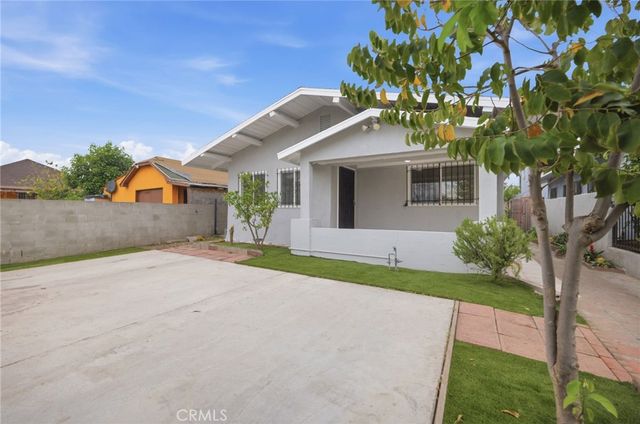 1345 W 51st Place, Los Angeles, CA 90037