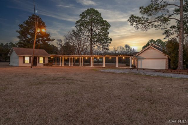 2055 Ray Thorington Road, Pike Road, AL 36064