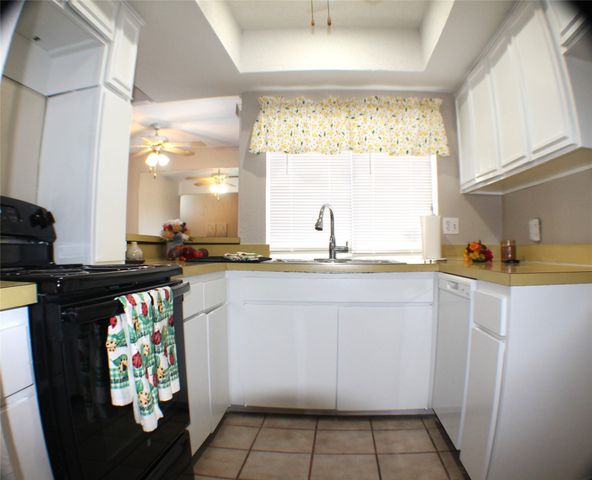 722 Intrepid Drive, Garland, TX 75043