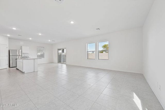 9637 W GABY Road, Tolleson, AZ 85353