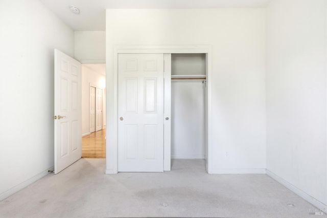 1034 Oak Mesa Dr, Santa Rosa, CA 95409