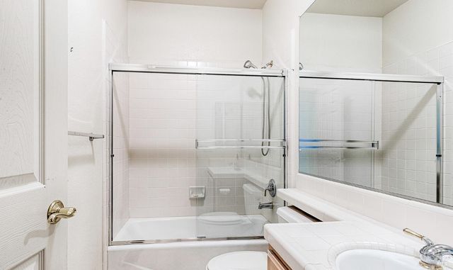 1034 Oak Mesa Dr, Santa Rosa, CA 95409