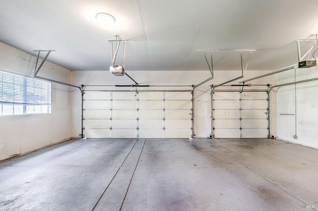 1034 Oak Mesa Dr, Santa Rosa, CA 95409