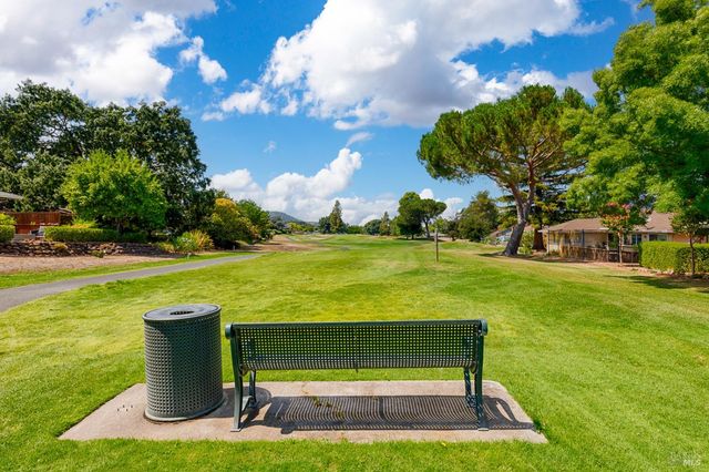 1034 Oak Mesa Dr, Santa Rosa, CA 95409