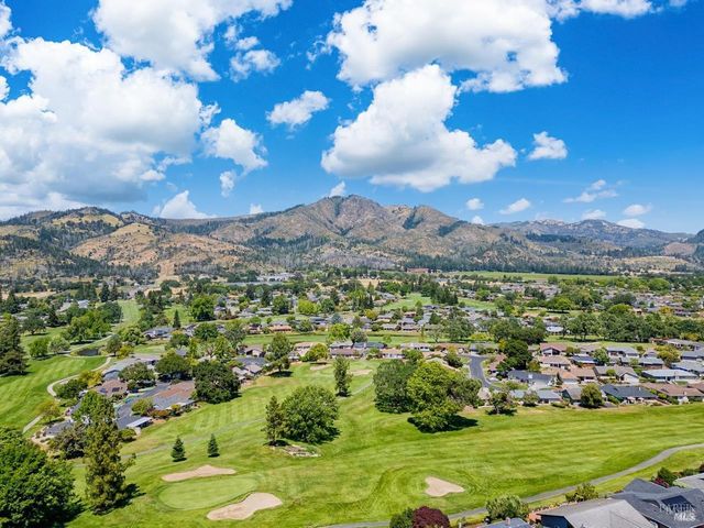 1034 Oak Mesa Dr, Santa Rosa, CA 95409