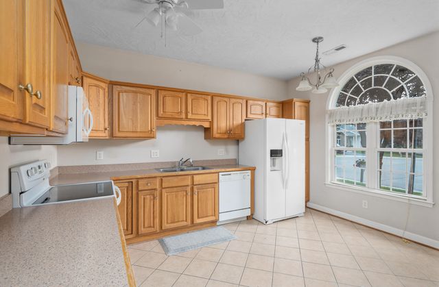 117 Berkley CT, Troutville, VA 24175