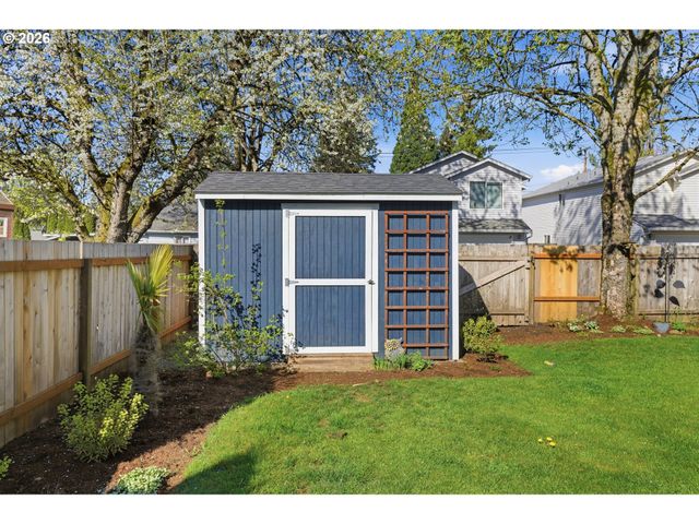 8200 Ne 153RD Ct, Vancouver, WA 98682