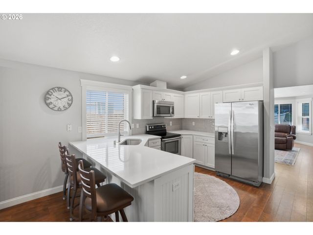 8200 Ne 153RD Ct, Vancouver, WA 98682