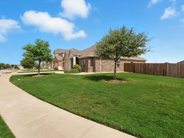 13633 Founders Lane, Crowley, TX 76036