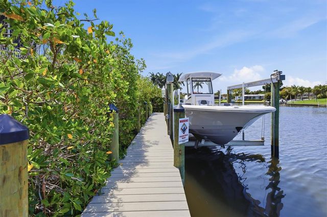 5544 DINAH LANE, Sarasota, FL 34231