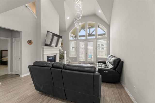 8915 Nature Park Drive, Missouri City, TX 77459