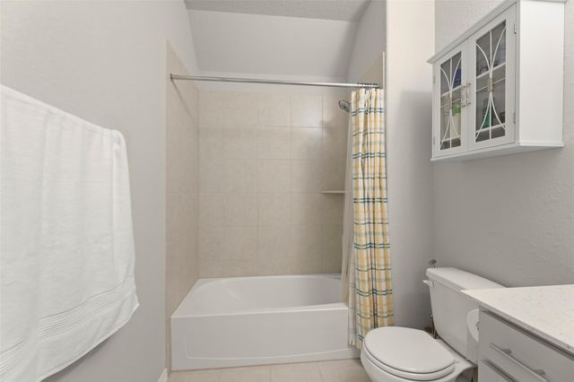 8915 Nature Park Drive, Missouri City, TX 77459