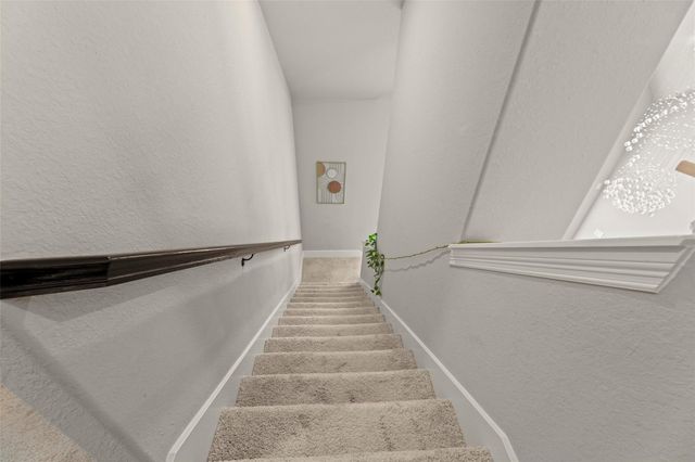 8915 Nature Park Drive, Missouri City, TX 77459