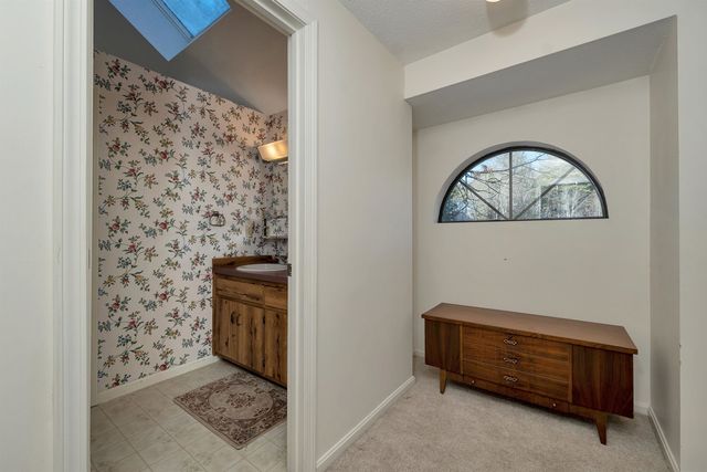 2 Tanager Court, Merrimack, NH 03054