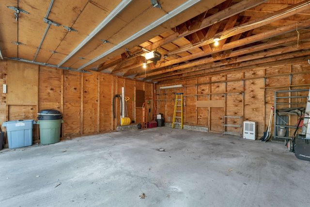 2 Tanager Court, Merrimack, NH 03054