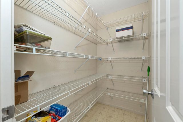 2 Tanager Court, Merrimack, NH 03054