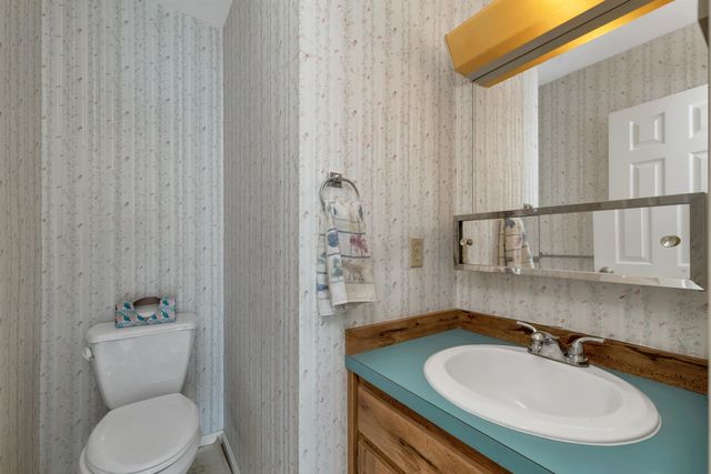 2 Tanager Court, Merrimack, NH 03054