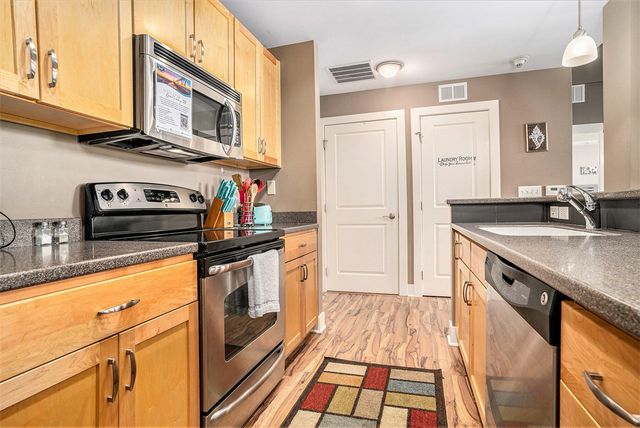 530 Miller Drive 308, Grand Haven, MI 49417