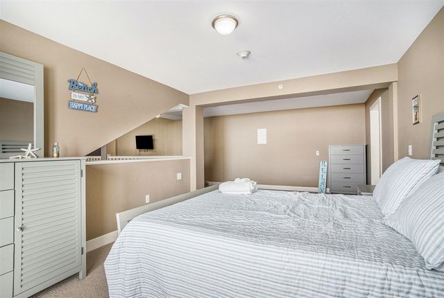 530 Miller Drive 308, Grand Haven, MI 49417