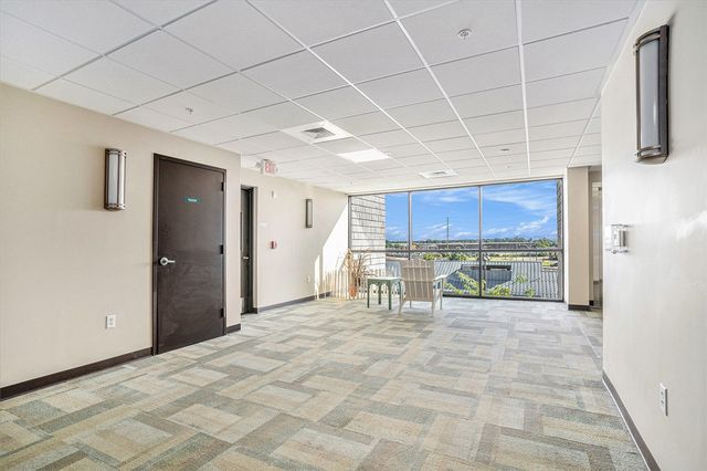 530 Miller Drive 308, Grand Haven, MI 49417