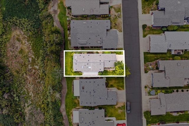 1041 W Sunny Creek Cir, Spokane, WA 99224