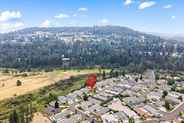 1041 W Sunny Creek Cir, Spokane, WA 99224