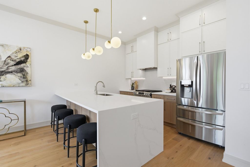 6414 N Francisco Avenue 1R, Chicago, IL 60645 — photo 5