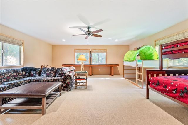 1385 Topanga Ln, Arnold, CA 95223