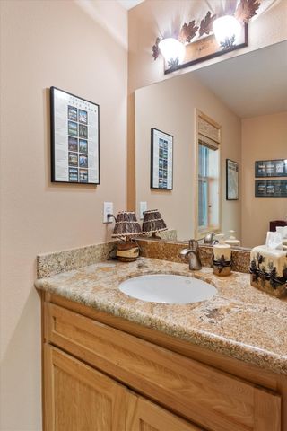 1385 Topanga Ln, Arnold, CA 95223