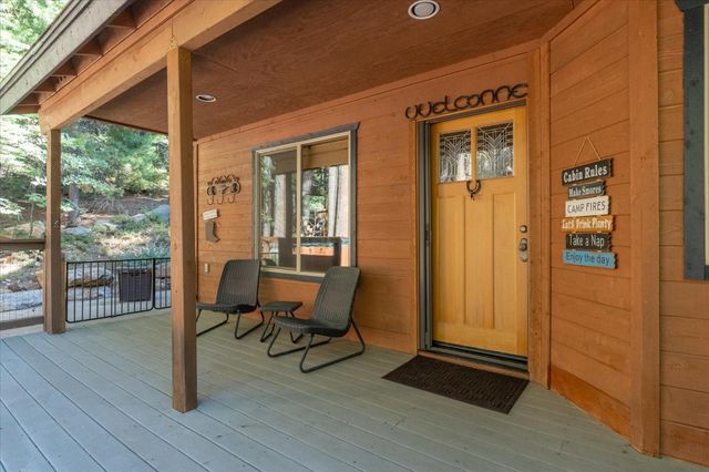 1385 Topanga Ln, Arnold, CA 95223