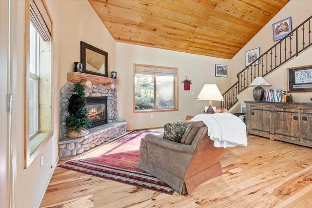 1385 Topanga Ln, Arnold, CA 95223