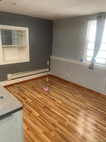 4451 Barnes Avenue, Bronx, NY 10466