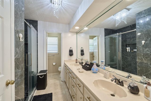 121 April Waters Drive N, Montgomery, TX 77356