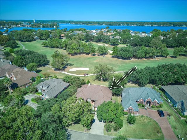 121 April Waters Drive N, Montgomery, TX 77356
