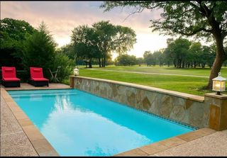121 April Waters Drive N, Montgomery, TX 77356