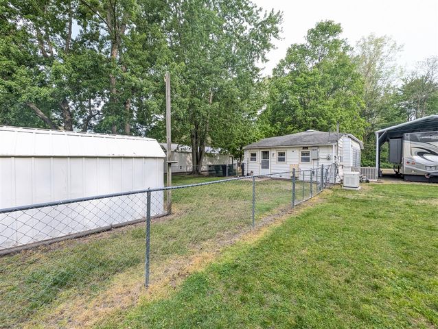 223 W High Street, Bangor, MI 49013