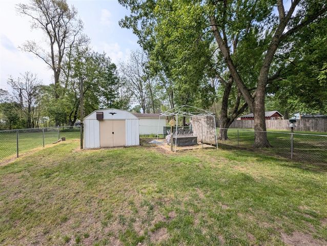 223 W High Street, Bangor, MI 49013