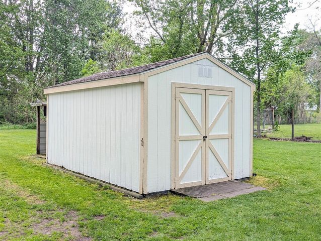 223 W High Street, Bangor, MI 49013