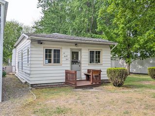 223 W High Street, Bangor, MI 49013