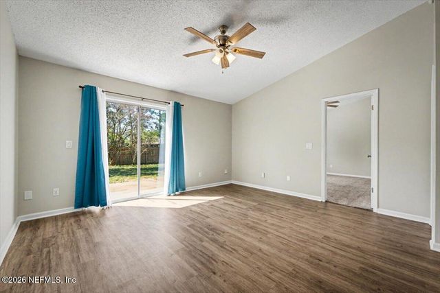 11754 WHITE HORSE Road, Jacksonville, FL 32246