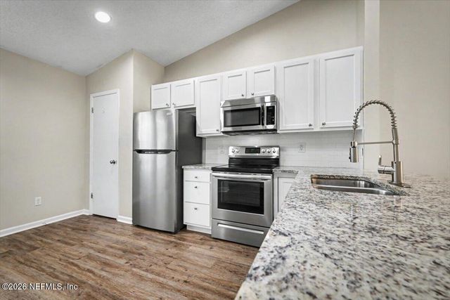 11754 WHITE HORSE Road, Jacksonville, FL 32246