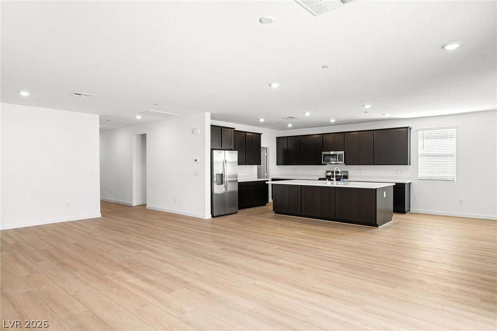 6235 Atlan Pointe Street, Las Vegas, NV 89166 — photo 3
