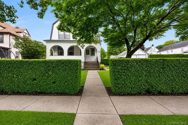 46 Meadow Lane, New Rochelle, NY 10805