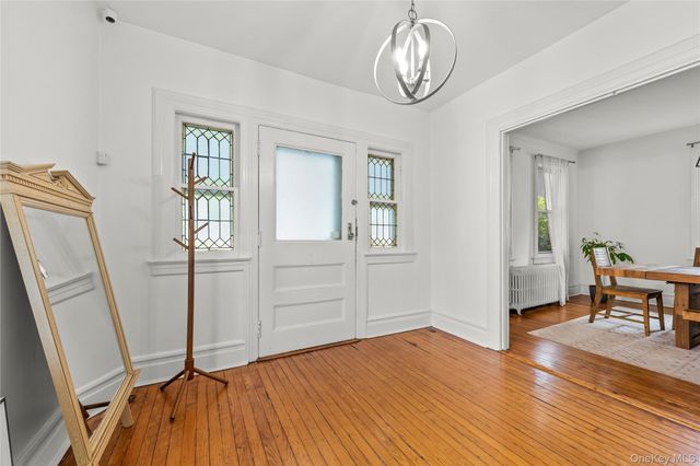 46 Meadow Lane, New Rochelle, NY 10805