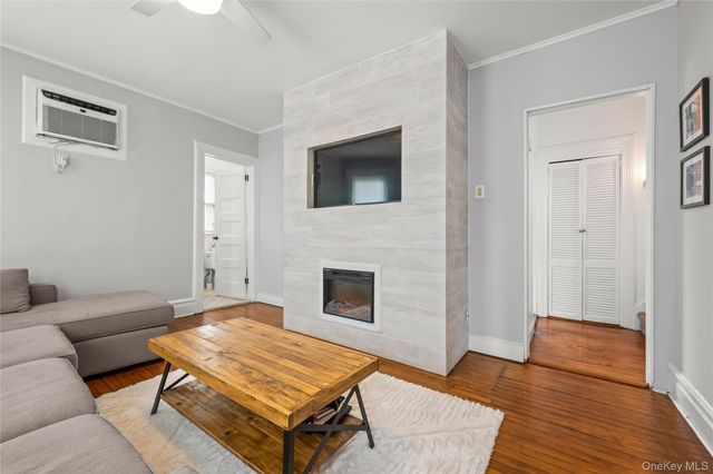 46 Meadow Lane, New Rochelle, NY 10805