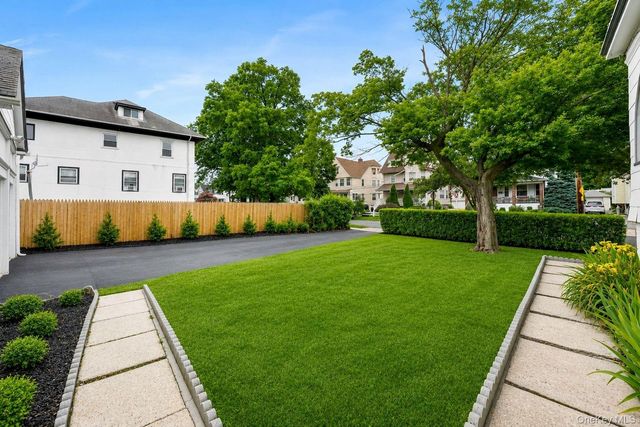 46 Meadow Lane, New Rochelle, NY 10805