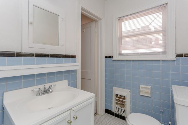 1812 Banks Street 2, Houston, TX 77098