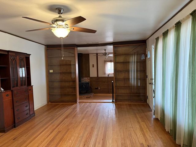 406 E 35th St, Odessa, TX 79762