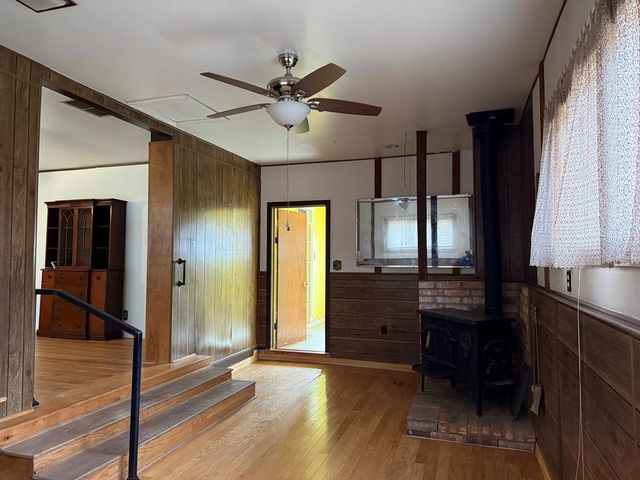 406 E 35th St, Odessa, TX 79762